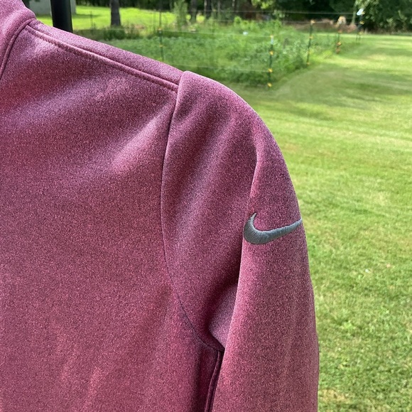 Women's Pink Nike Golf Quarter Zip - Picture 2 of 4